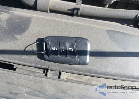 2020 Volkswagen Jetta S/Se/R-Line z USA, uszkodzony, nr VIN 3VWC57BU2LM098812